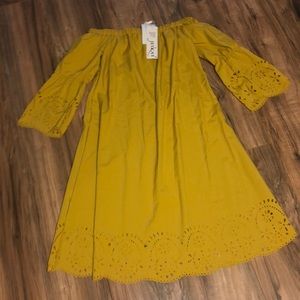 Mustard off the shoulder dress!